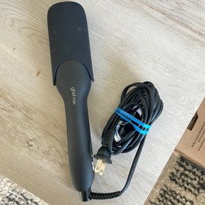 GHD MAX STYLER - 2" WIDE PLATE FLAT IRON